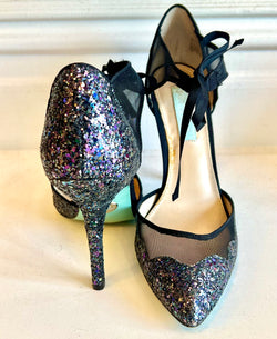 BETSEY JOHNSON GLITTER PUMPS (PRE-OWNED)