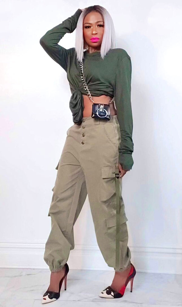 ES EL FREAKIN FIN DE SEMANA | PANTALONES CARGO (TALLA S-XL)